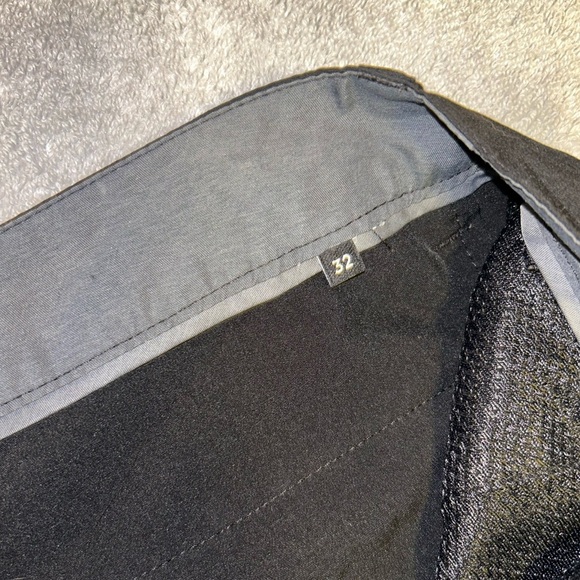 Quiksilver Amphibious Shorts. Size 32 - Picture 4 of 7